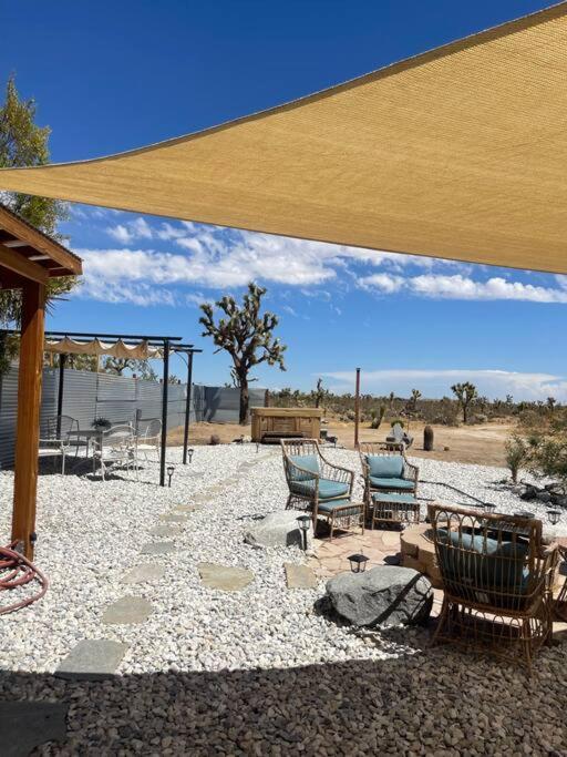 Holiday home The Desert Shire Stargazing,cold Plung & Largespa Yucca Valley