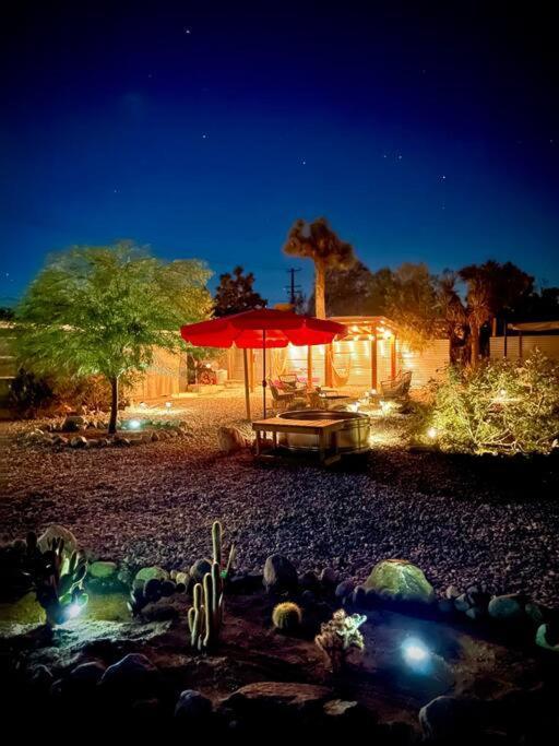 Holiday home The Desert Shire Stargazing,cold Plung & Largespa