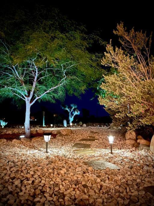 The Desert Shire Stargazing,cold Plung & Largespa Holiday home *