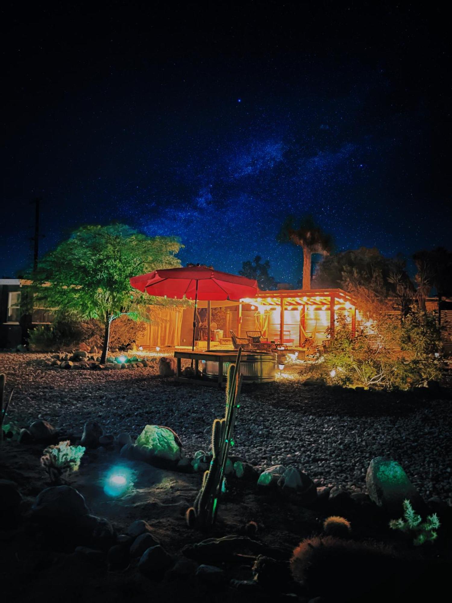 Holiday home The Desert Shire Stargazing,cold Plung & Largespa Yucca Valley